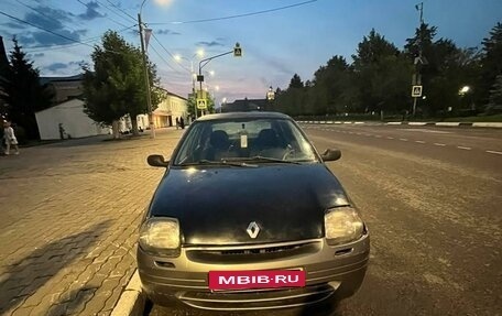 Renault Clio III, 2000 год, 150 000 рублей, 3 фотография