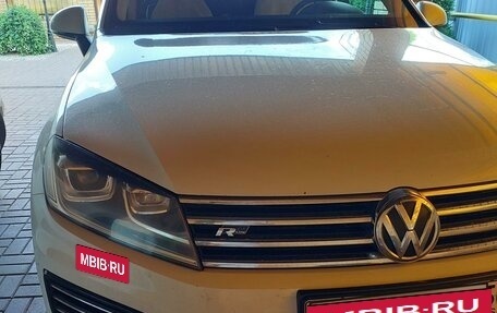 Volkswagen Touareg III, 2017 год, 4 100 000 рублей, 2 фотография