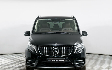 Mercedes-Benz V-Класс, 2018 год, 4 830 000 рублей, 2 фотография