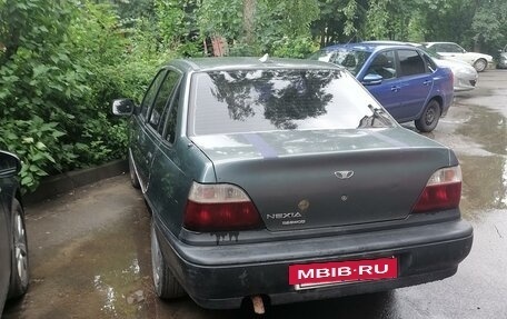 Daewoo Nexia I рестайлинг, 1998 год, 130 000 рублей, 2 фотография