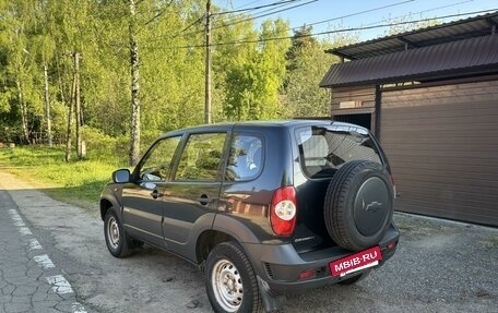 Chevrolet Niva I рестайлинг, 2009 год, 485 000 рублей, 6 фотография