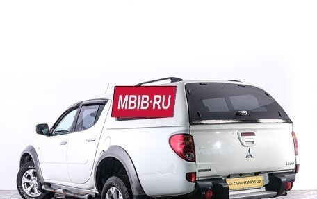 Mitsubishi L200 IV рестайлинг, 2014 год, 2 099 000 рублей, 4 фотография
