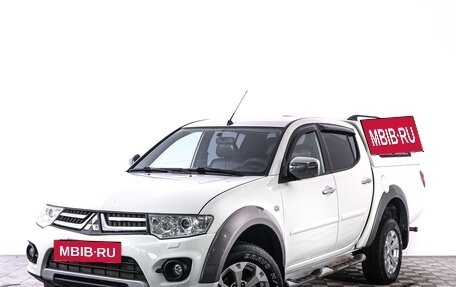 Mitsubishi L200 IV рестайлинг, 2014 год, 2 099 000 рублей, 3 фотография