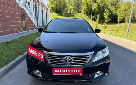 Toyota Camry, 2013 год, 1 730 000 рублей, 2 фотография