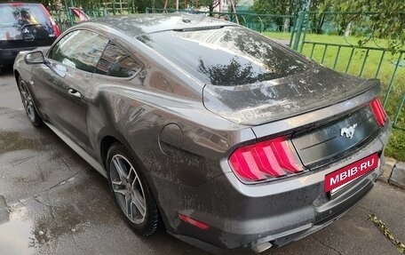 Ford Mustang VI рестайлинг, 2018 год, 2 600 000 рублей, 2 фотография