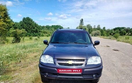 Chevrolet Niva I рестайлинг, 2013 год, 700 000 рублей, 8 фотография