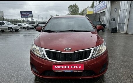 KIA Rio III рестайлинг, 2013 год, 1 120 000 рублей, 2 фотография