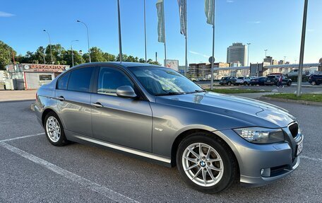 BMW 3 серия, 2011 год, 1 390 000 рублей, 2 фотография