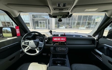 Land Rover Defender II, 2021 год, 7 200 000 рублей, 8 фотография