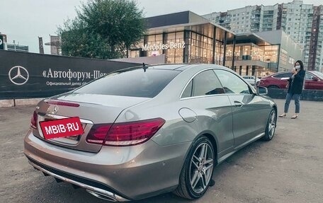 Mercedes-Benz E-Класс, 2014 год, 2 100 000 рублей, 4 фотография