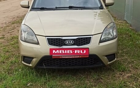 KIA Rio II, 2011 год, 600 000 рублей, 2 фотография