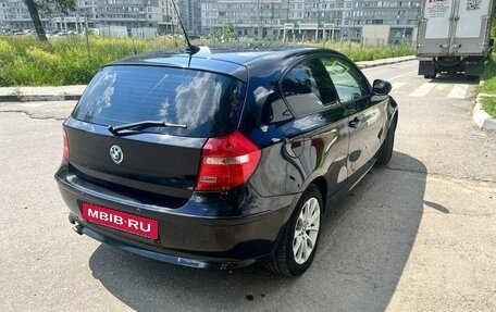 BMW 1 серия, 2011 год, 800 000 рублей, 4 фотография