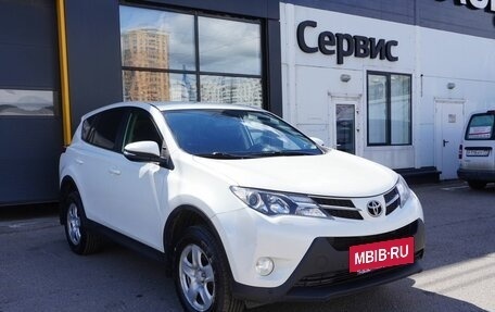 Toyota RAV4, 2014 год, 1 915 000 рублей, 3 фотография