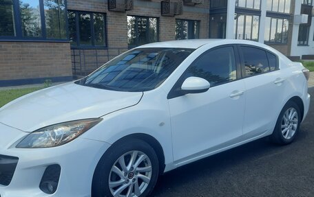 Mazda 3, 2013 год, 1 075 000 рублей, 2 фотография