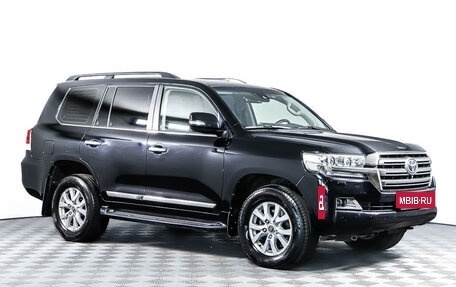 Toyota Land Cruiser 200, 2015 год, 5 797 000 рублей, 3 фотография