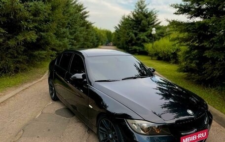 BMW 3 серия, 2006 год, 1 350 000 рублей, 2 фотография
