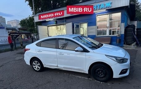 Hyundai Solaris II рестайлинг, 2019 год, 850 000 рублей, 4 фотография