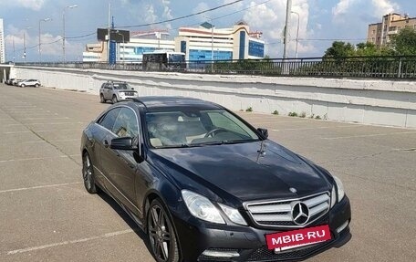 Mercedes-Benz E-Класс, 2013 год, 2 450 000 рублей, 3 фотография