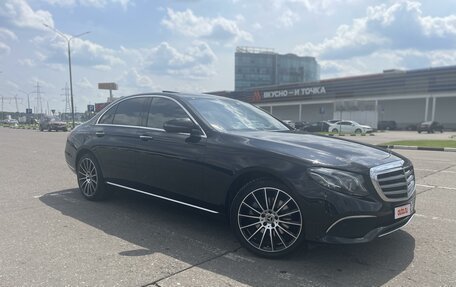 Mercedes-Benz E-Класс, 2019 год, 4 099 000 рублей, 3 фотография