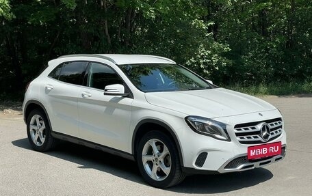 Mercedes-Benz GLA, 2019 год, 3 200 000 рублей, 3 фотография