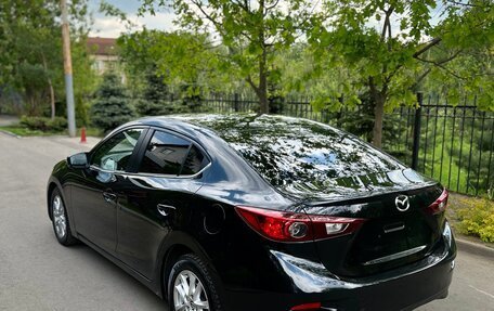 Mazda 3, 2017 год, 1 870 000 рублей, 24 фотография