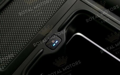 Land Rover Range Rover IV рестайлинг, 2023 год, 24 890 000 рублей, 11 фотография
