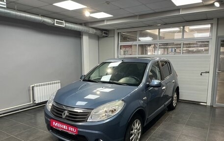 Renault Sandero I, 2012 год, 750 000 рублей, 1 фотография