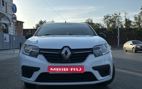 Renault Logan II, 2018 год, 560 000 рублей, 1 фотография