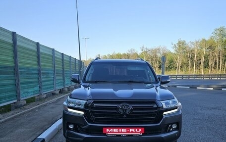 Toyota Land Cruiser 200, 2013 год, 5 090 000 рублей, 2 фотография
