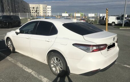 Toyota Camry, 2019 год, 3 150 000 рублей, 2 фотография