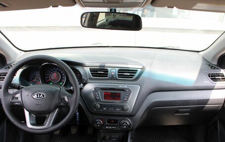 KIA Rio III рестайлинг, 2013 год, 859 900 рублей, 18 фотография