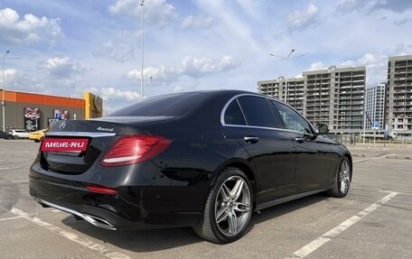 Mercedes-Benz E-Класс, 2017 год, 3 600 000 рублей, 3 фотография