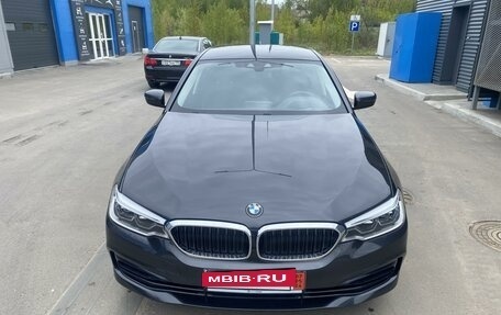 BMW 5 серия, 2019 год, 3 690 000 рублей, 3 фотография