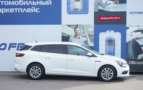 Renault Megane IV, 2018 год, 1 598 000 рублей, 5 фотография