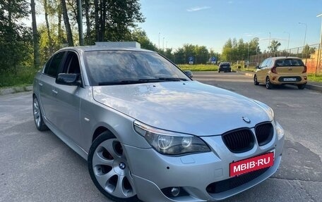 BMW 5 серия, 2004 год, 1 100 000 рублей, 2 фотография