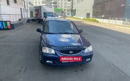 Hyundai Accent II, 2009 год, 650 000 рублей, 2 фотография