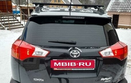 Toyota RAV4, 2013 год, 1 900 000 рублей, 6 фотография
