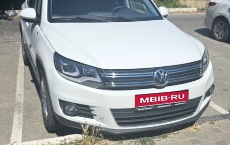 Volkswagen Tiguan I, 2016 год, 2 350 000 рублей, 2 фотография