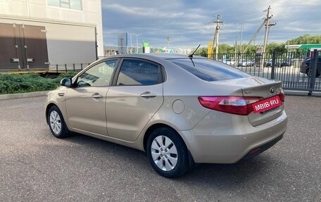 KIA Rio III рестайлинг, 2013 год, 980 000 рублей, 3 фотография