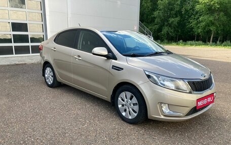 KIA Rio III рестайлинг, 2013 год, 980 000 рублей, 7 фотография