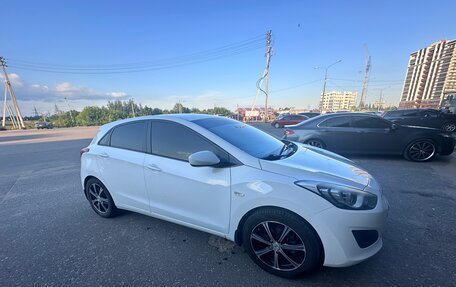 Hyundai i30 II рестайлинг, 2012 год, 1 100 000 рублей, 9 фотография