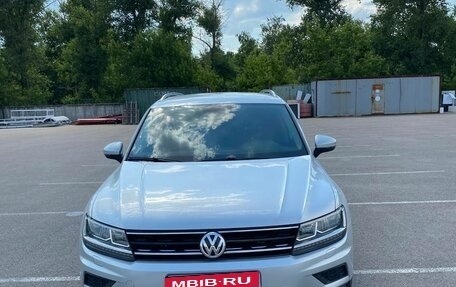 Volkswagen Tiguan II, 2017 год, 2 639 000 рублей, 1 фотография