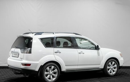 Mitsubishi Outlander III рестайлинг 3, 2011 год, 1 099 000 рублей, 3 фотография