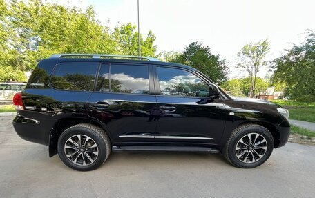 Toyota Land Cruiser 200, 2011 год, 3 900 000 рублей, 8 фотография