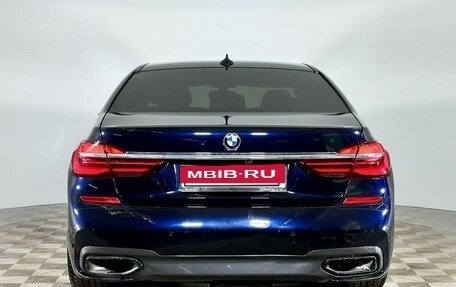 BMW 7 серия, 2018 год, 3 597 000 рублей, 4 фотография