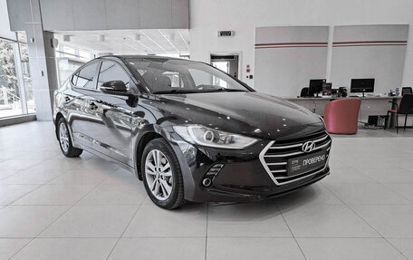 Hyundai Elantra VI рестайлинг, 2018 год, 1 802 000 рублей, 3 фотография