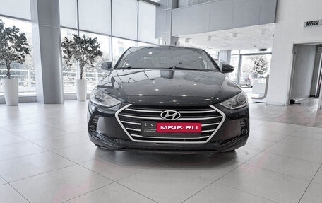 Hyundai Elantra VI рестайлинг, 2018 год, 1 802 000 рублей, 2 фотография