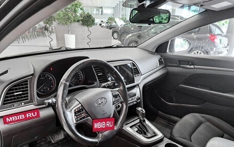 Hyundai Elantra VI рестайлинг, 2018 год, 1 802 000 рублей, 16 фотография