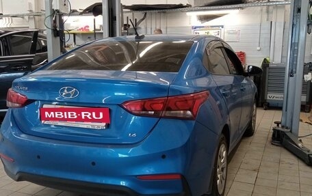 Hyundai Solaris II рестайлинг, 2017 год, 1 245 000 рублей, 3 фотография