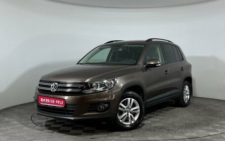 Volkswagen Tiguan I, 2014 год, 2 000 000 рублей, 1 фотография